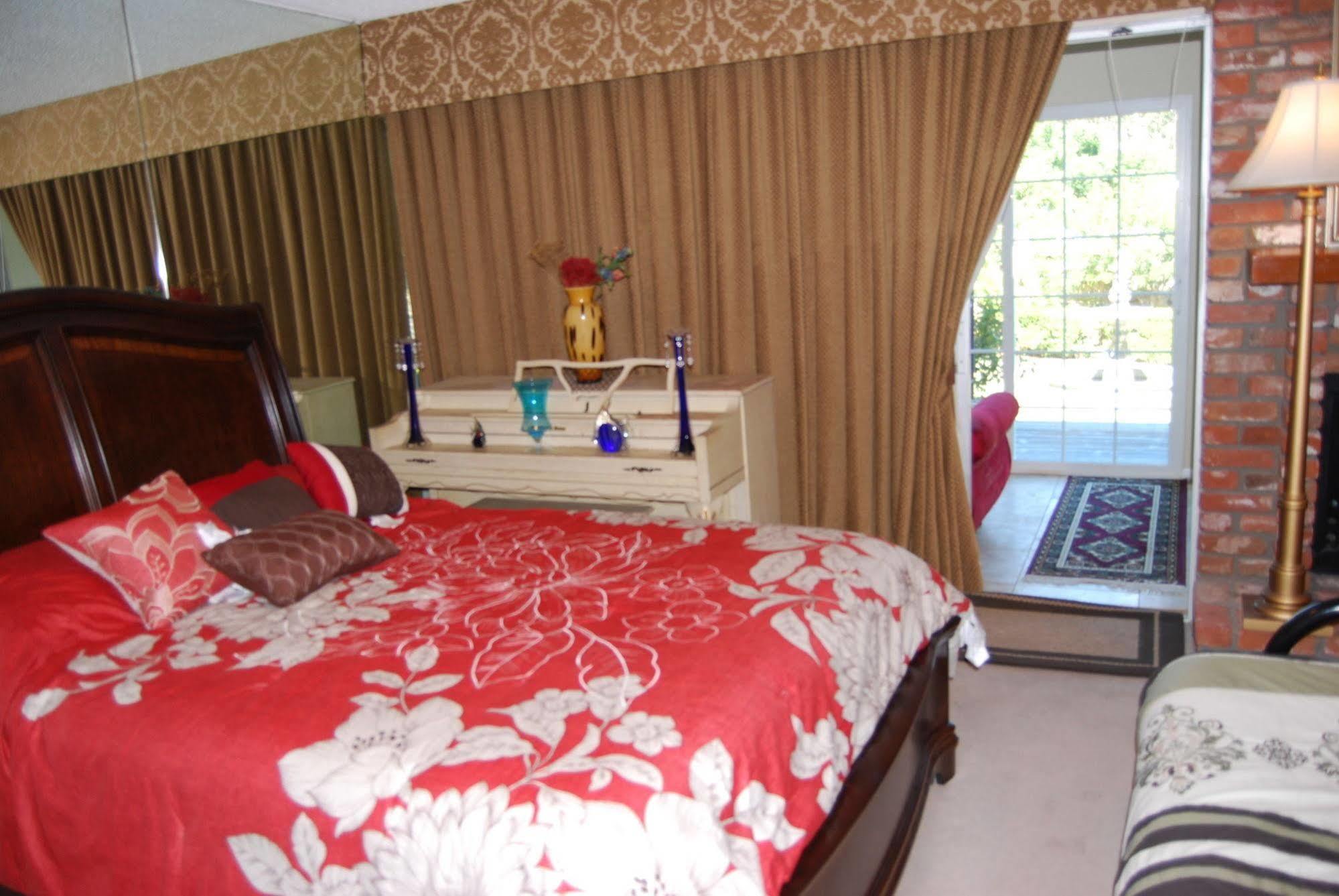 Bed And Breakfast In Hollywood Hills Los Angeles Dış mekan fotoğraf