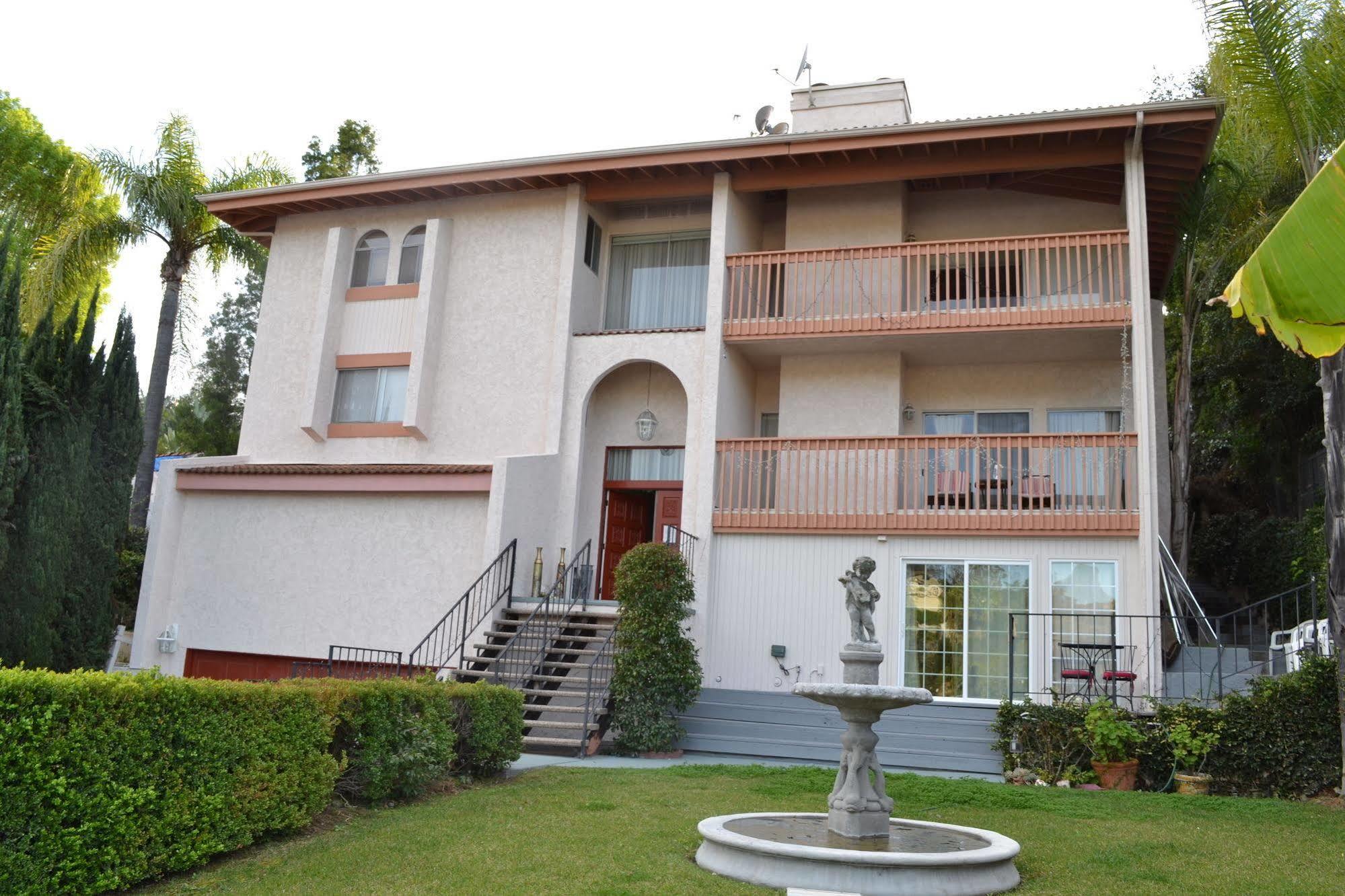 Bed And Breakfast In Hollywood Hills Los Angeles Dış mekan fotoğraf